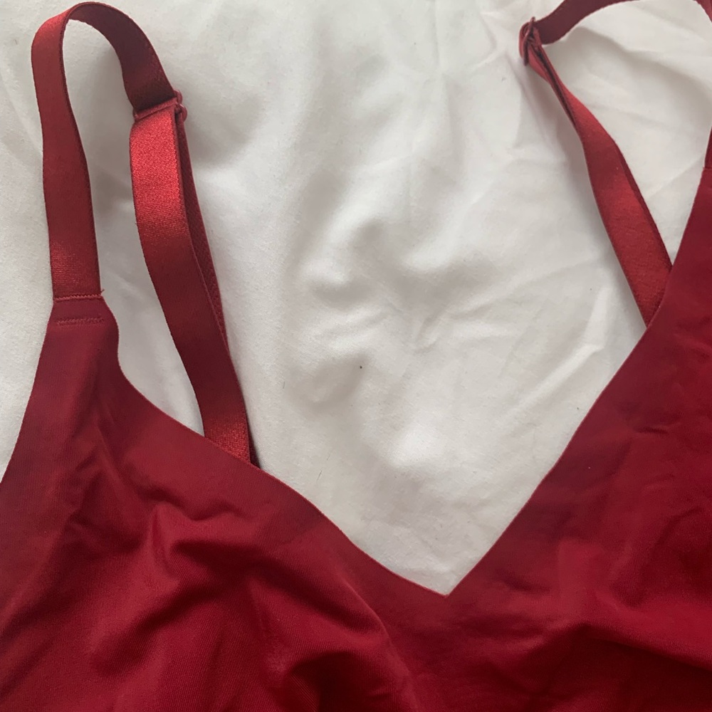Lot: TRUE bras: all Medium: burgundy convertible V neck,beige roundneck, pink V